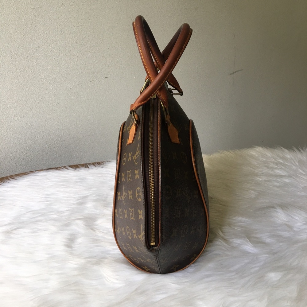 Louis Vuitton Monogram Eclipse MM - Picture 2 of 8